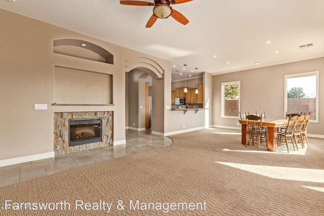 Building Photo - 2 br, 2 bath House - 11241 E Lakeview Circle