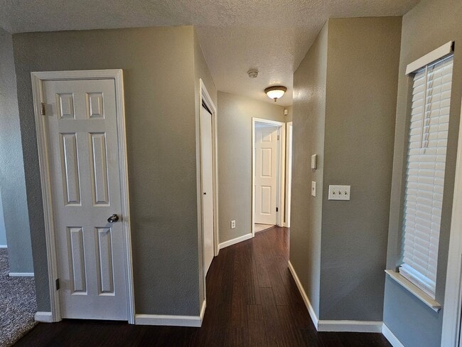 Building Photo - 221 Rector Ln