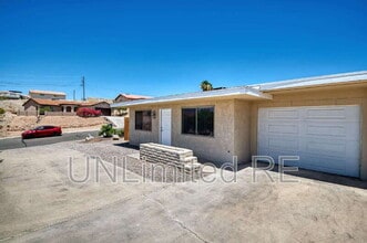 Building Photo - 2980 Winterhaven Dr