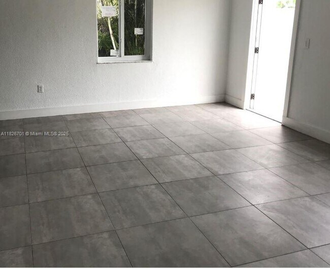 Foto del edificio - 5170 NW 2nd Terrace