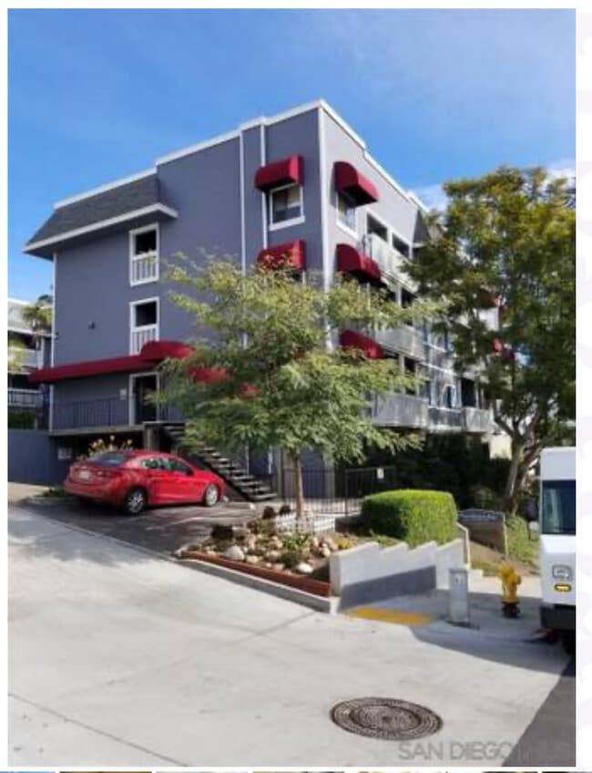 Building Photo - 3760 Florida St