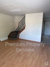 Building Photo - 3120 Prial Ave