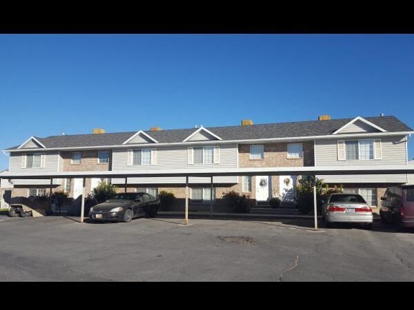 Primary Photo - 1722 680 N