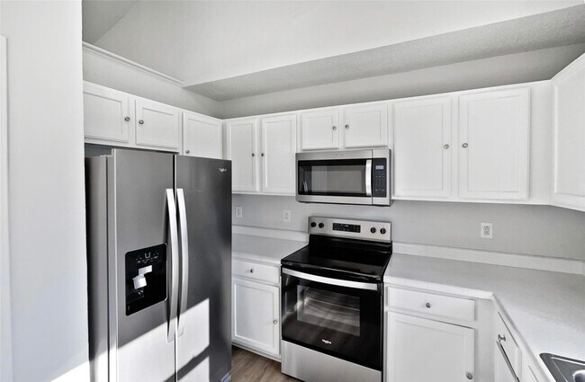 Foto del edificio - 1131 Summit Hills Dr