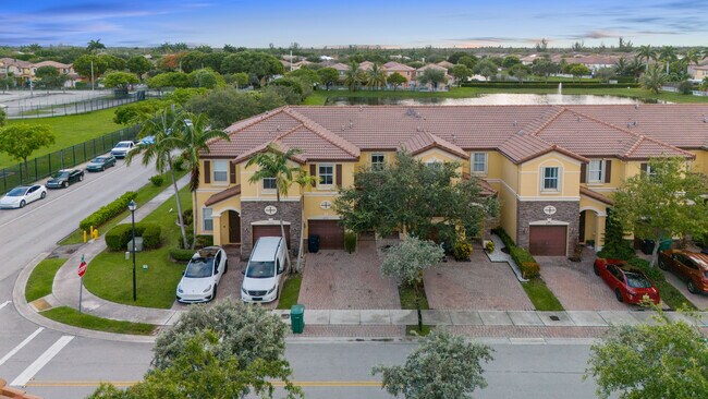 Foto del edificio - 8618 NW 113th Ct