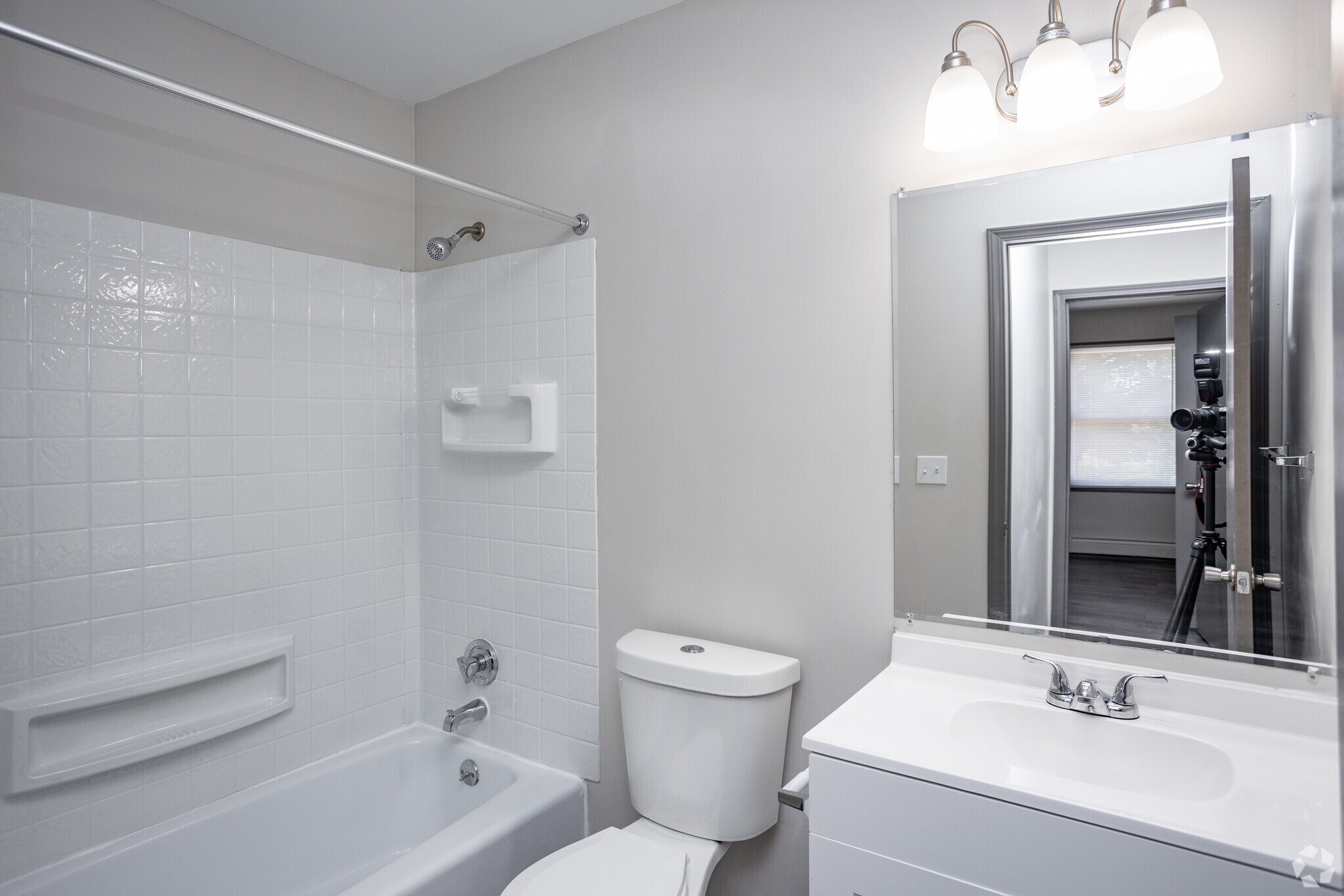 Newport Glen Apartments – photo 5