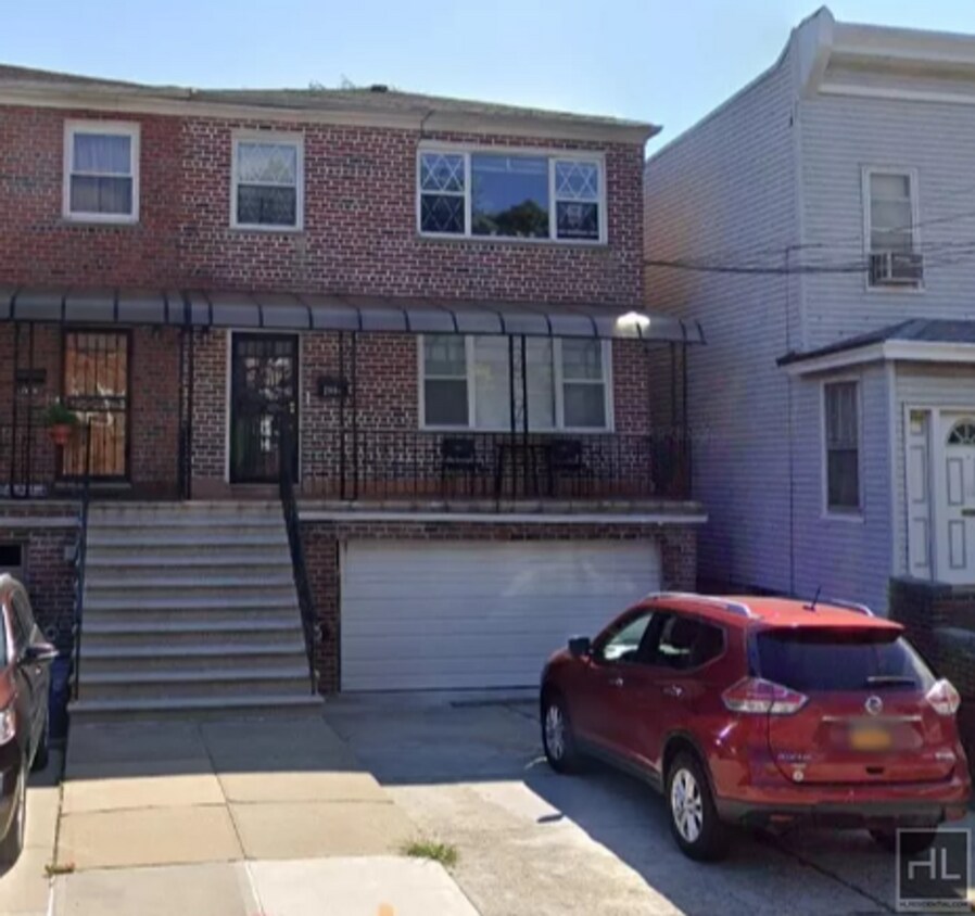 Primary Photo - Middletown Rd, Bronx, NY 10461