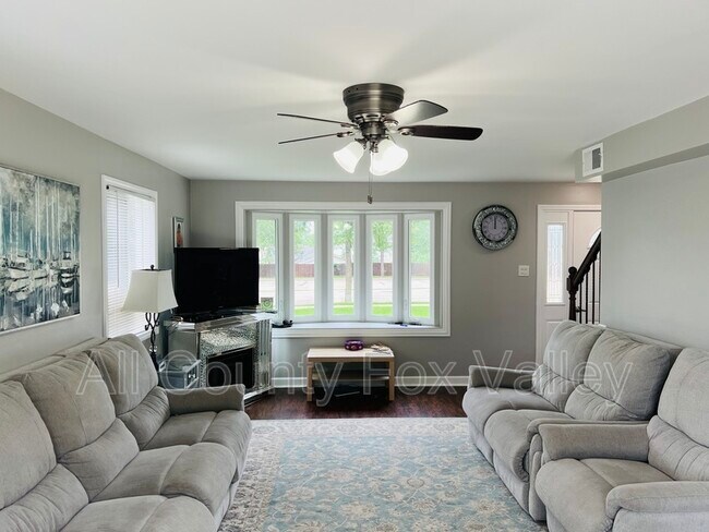 Foto del edificio - 1925 W Schaumburg Rd