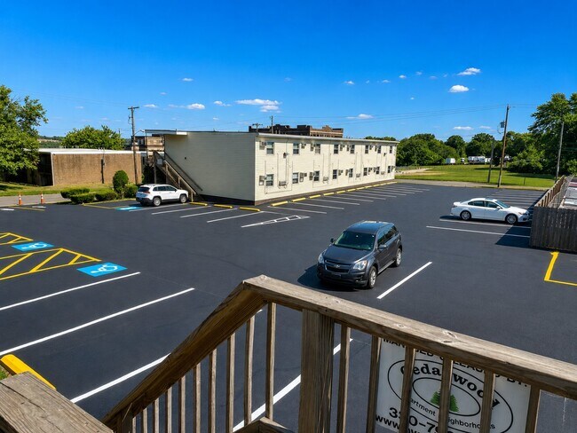 Building Photo - 794 Anderson Ave