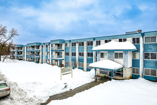 Building Photo - Sands Apartments