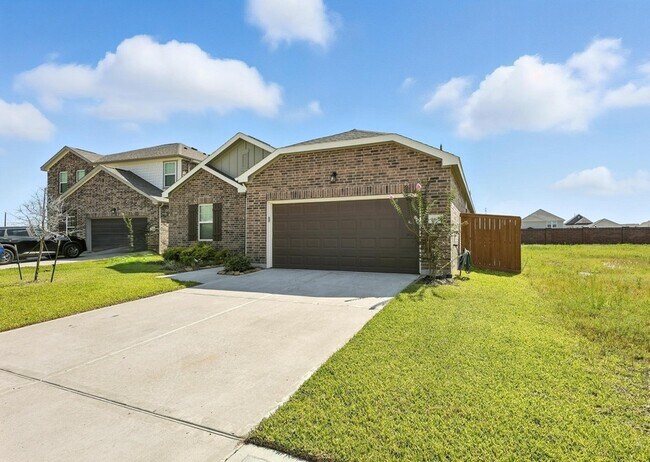 Building Photo - 5830 Capri Frst Dr