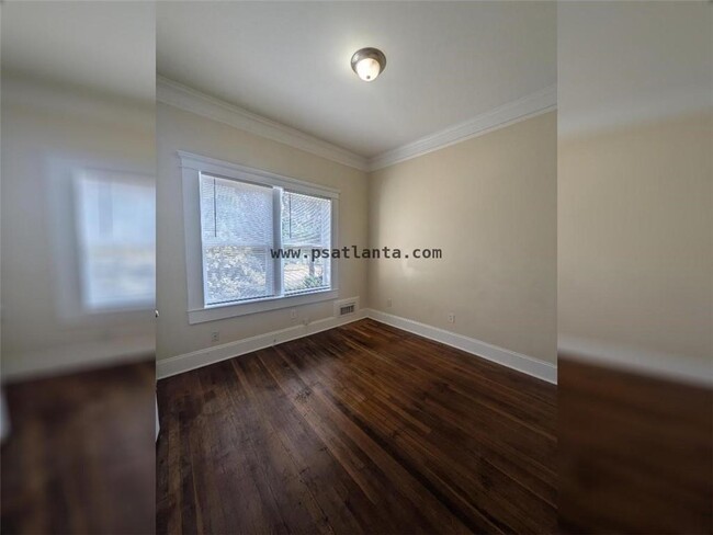 Foto del edificio - 479 Holderness St SW