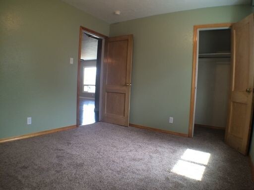 Building Photo - Updated Home in Great Location