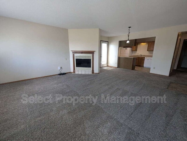 Building Photo - 10915 Pine Mills Rd