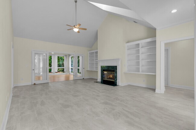 Foto del edificio - 1216 Barkentine Dr