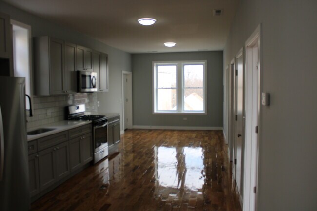 Foto del edificio - 1533 S Ridgeway Ave