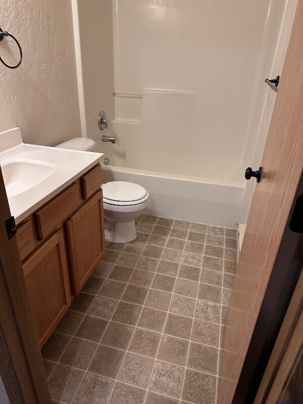 Building Photo - 37 Appleway Dr