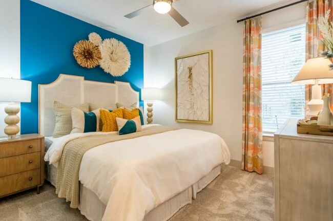 Foto del edificio - 650 Sgt Ed Holcomb Blvd S