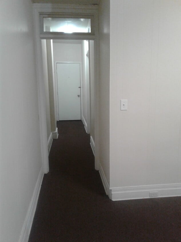 Primary Photo - 711 Chestnut St