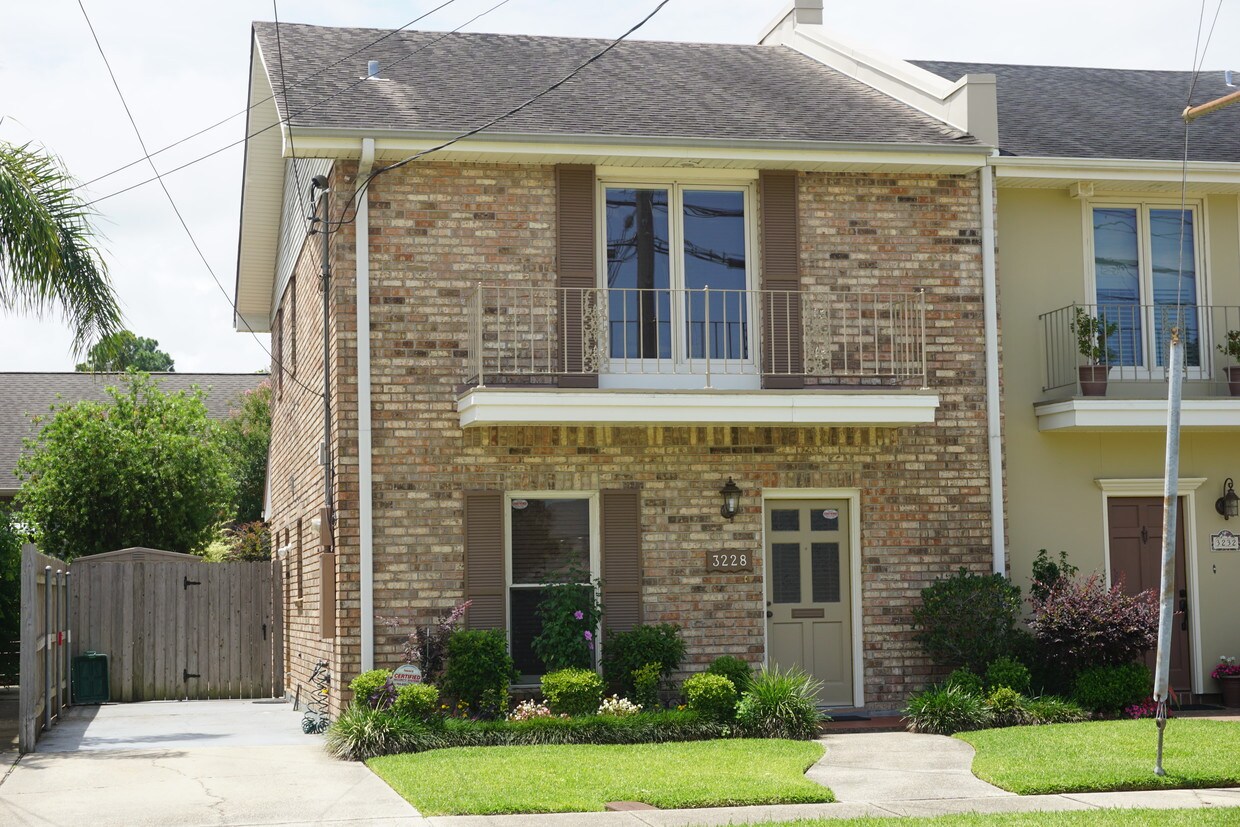 Building Photo - 3228 Cypress St