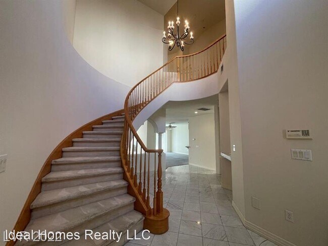 Building Photo - 3 br, 3.5 bath House - 8773 Carlitas Joy