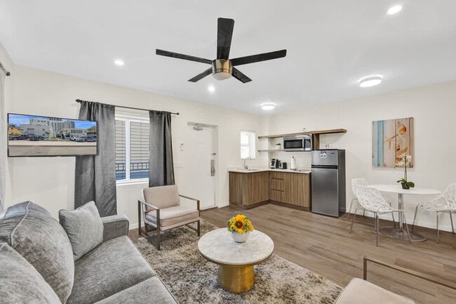 Building Photo - 3020 Seville St