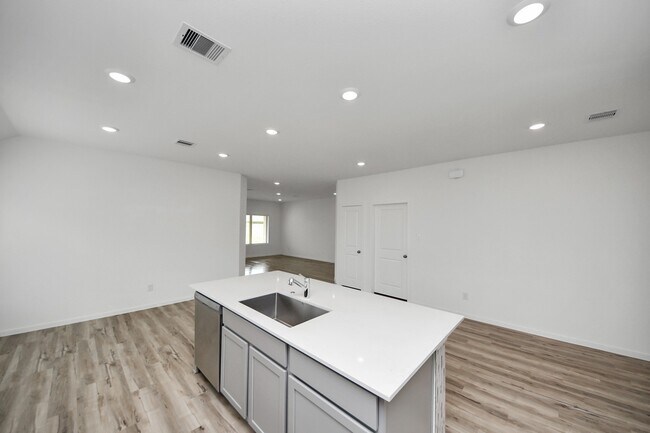 Building Photo - 5106 Marlin Reef Dr