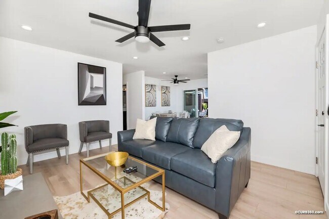 Foto del edificio - Beautiful 3 Bed/2 Bath Home in heart of Hi...