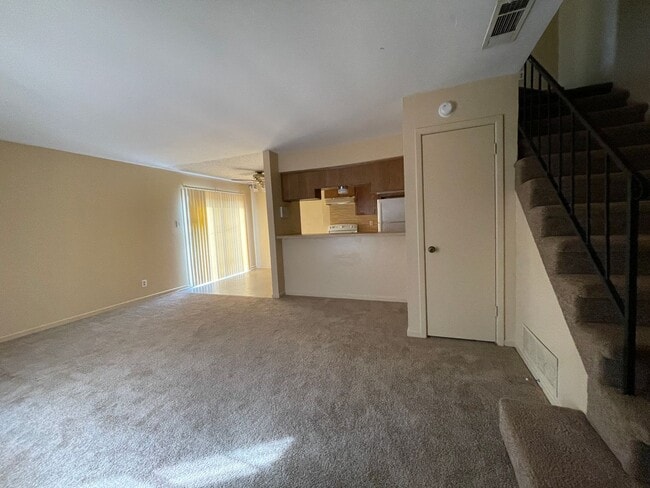 Building Photo - 1208 Covey Ln