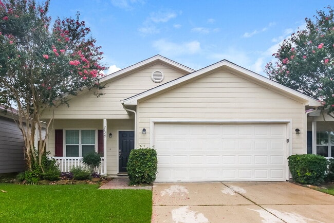 Building Photo - 21327 Sweet Grass Ln