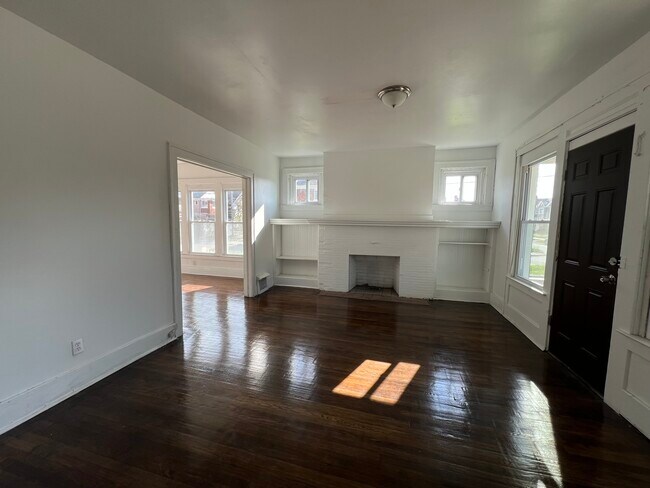Foto del edificio - 3815 Pingree St