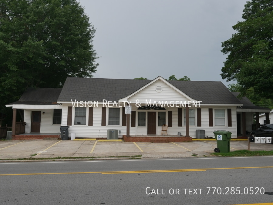 214 Hamilton Ave Unit D, Bremen, GA 30110 Room for Rent in Bremen, GA