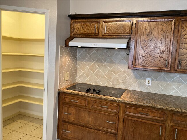 Foto del edificio - 2906 Green Fields Dr