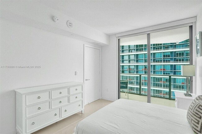 Building Photo - 1300 S Miami Ave