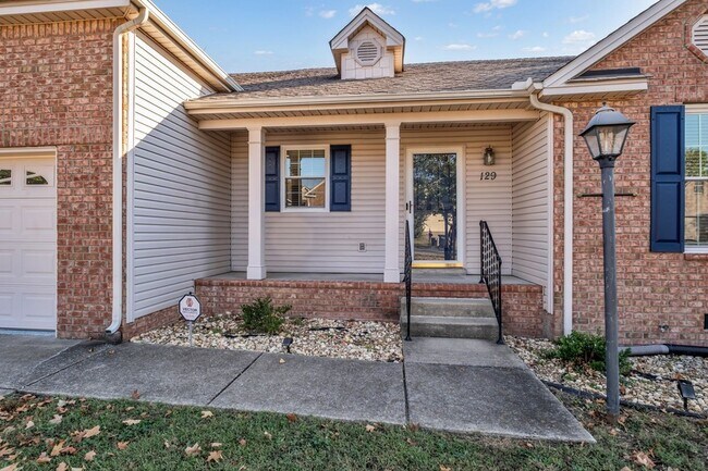 Foto del edificio - 129 Vintage Cir