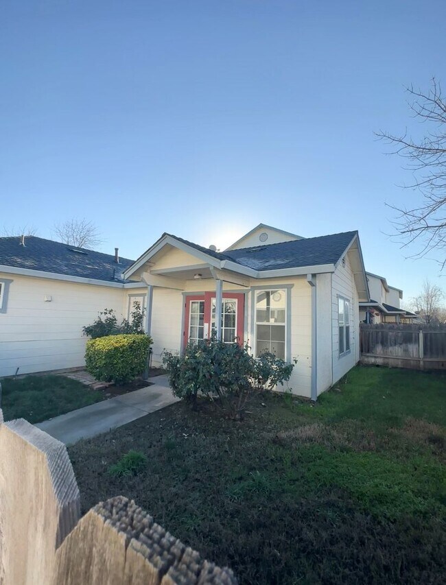 Foothill Manor Townhomes Townhomes for Rent Chico, CA