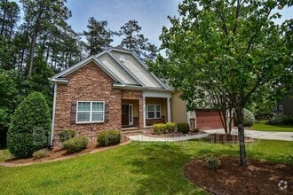 Building Photo - 10 Spring Pond Ln