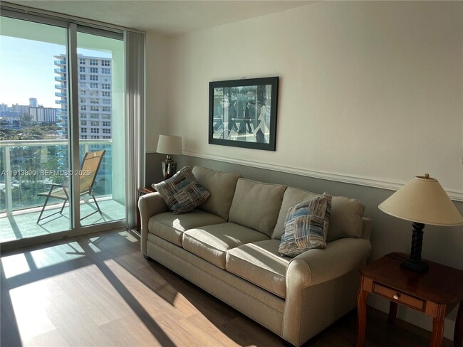 Foto del edificio - 3801 S Ocean Blvd