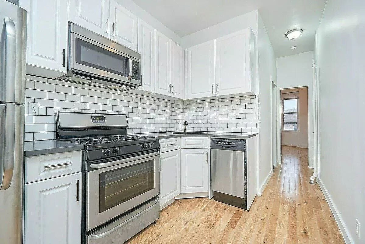 142 Grove Street Room for Rent in Brooklyn, NY