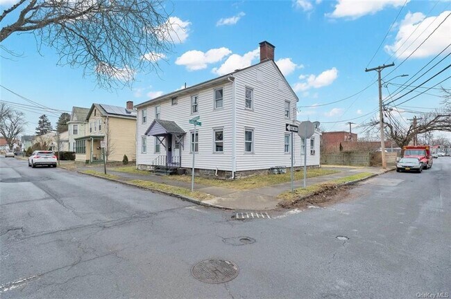 Building Photo - 120 Prospect St