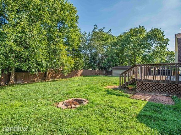 Building Photo - 4 br, 3 bath House - 11317 Silver Springs Dr