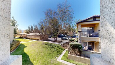 Interior Photo - Windemere at Sycamore Highlands