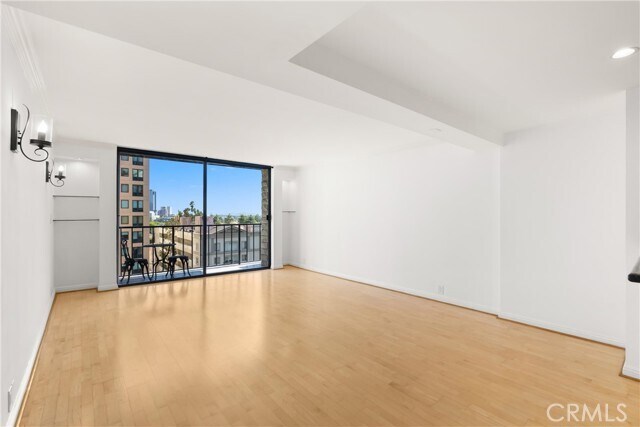 Foto del edificio - 10535 Wilshire Blvd
