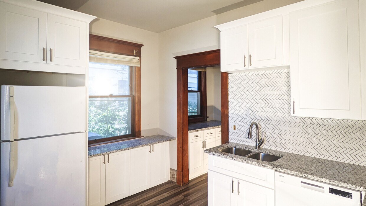 1190 Lincoln Ave, Saint Paul, MN 55105 Townhome Rentals in Saint Paul