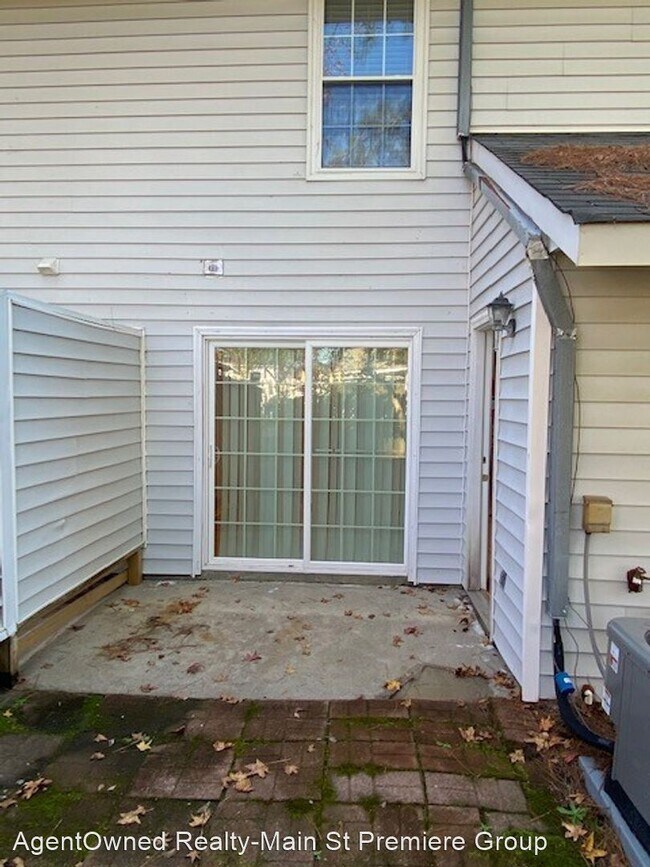 Building Photo - 2 br, 1.5 bath House - 7874 Nummie Court