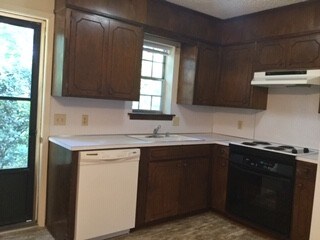 Kitchen - 203 Bald Knob Lake Rd