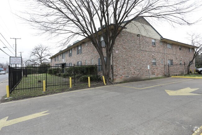 Foto del edificio - Fair Oaks Apartments