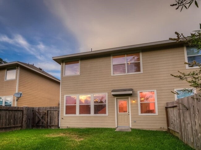 Building Photo - 71 E Stedhill Loop