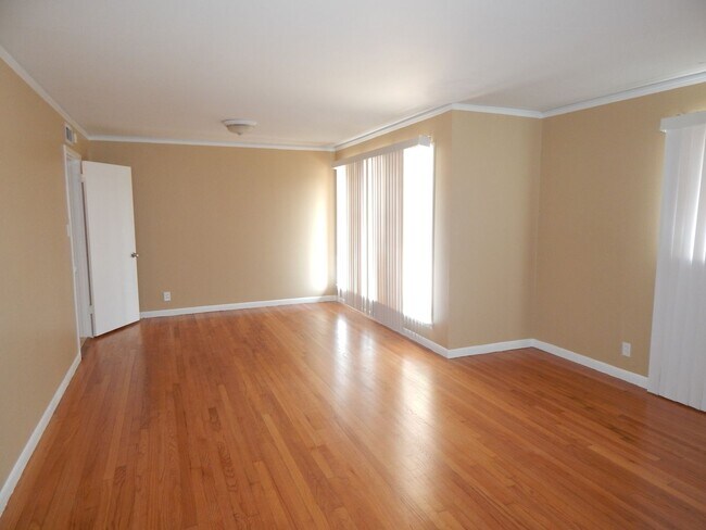 Building Photo - Spacious 3 Bedroom, 2 Bath Home in Tyler!