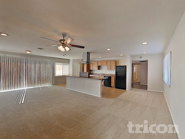 Building Photo - 13129 N 21st Dr